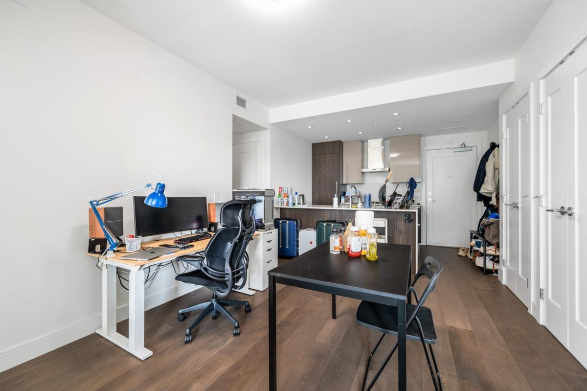 Loft / Bonus Room Photo of 304 488 W 58th Avenue, Vancouver, BC