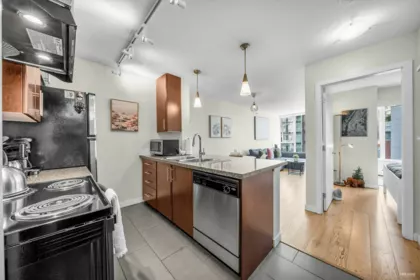 703 58 Keefer Place, Vancouver, BC, Vancouver — Apartment/Condo for sale