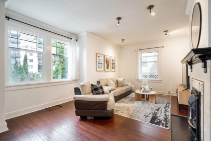 202 Seventh Street, New Westminster, BC, New Westminster — Single Family Residence for sale