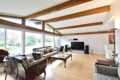 7155 Elmhurst Drive, Vancouver, BC, Vancouver — Single Family Residence for sale
