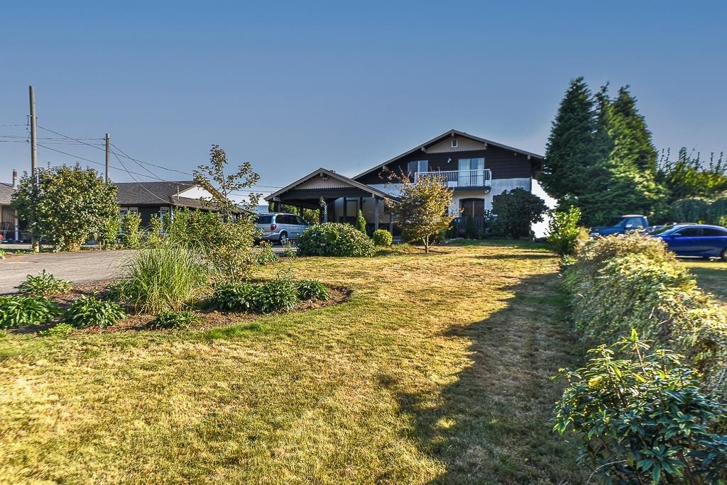 Front Yard Photo of 34850 Moffat Avenue, Mission, BC