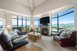 1704 33065 Mill Lake Road, Abbotsford, BC