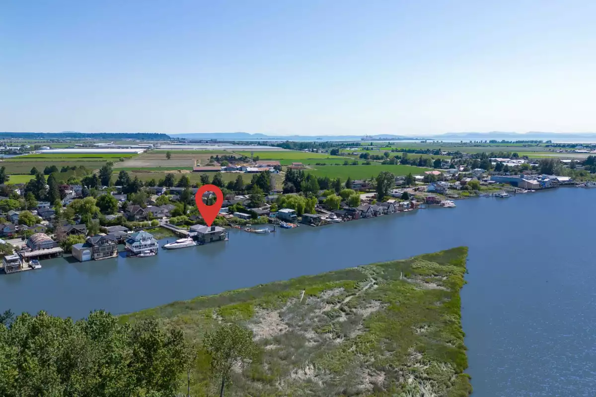 Community Amenities Photo (Clubhouse) of 4379 W River Road, Delta, BC