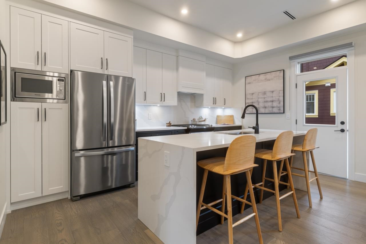 Breakfast Nook Photo of 102 235 Lebleu Street, Coquitlam, BC