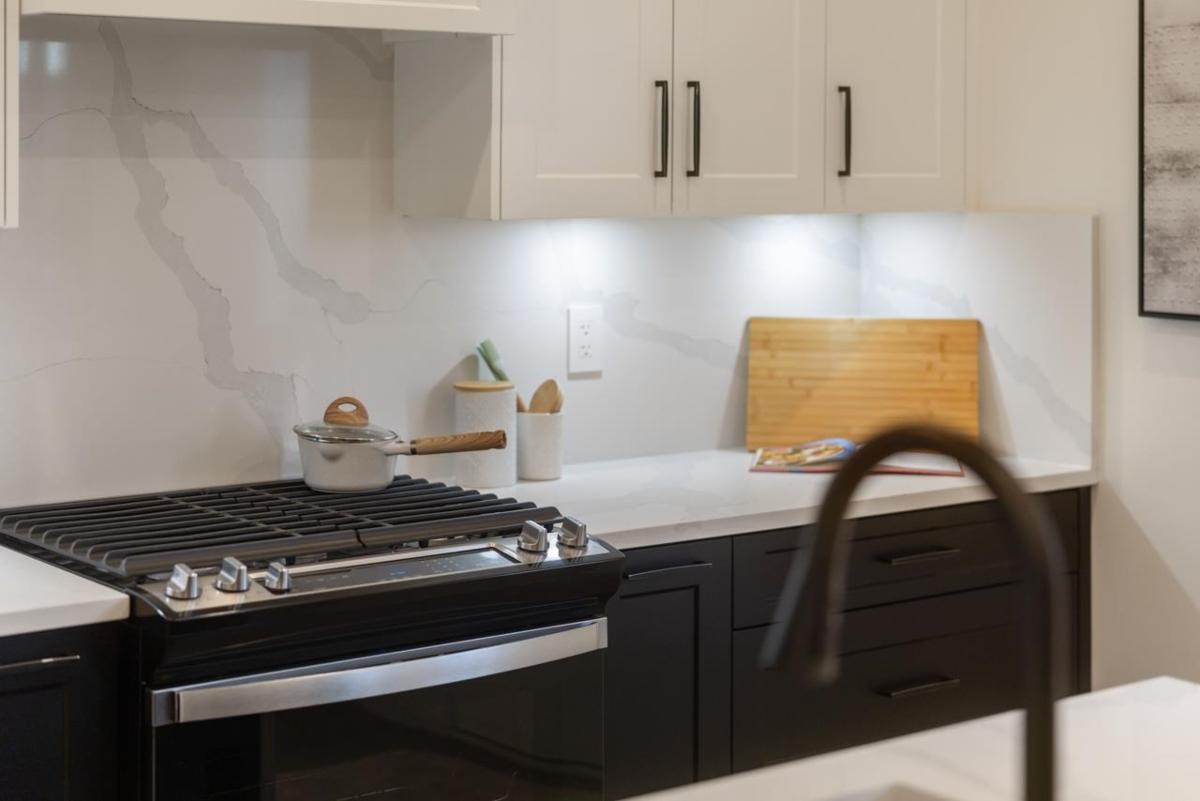 Mudroom Photo of 102 235 Lebleu Street, Coquitlam, BC