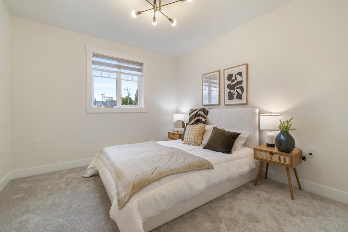 Outdoor Patio Photo of 102 235 Lebleu Street, Coquitlam, BC