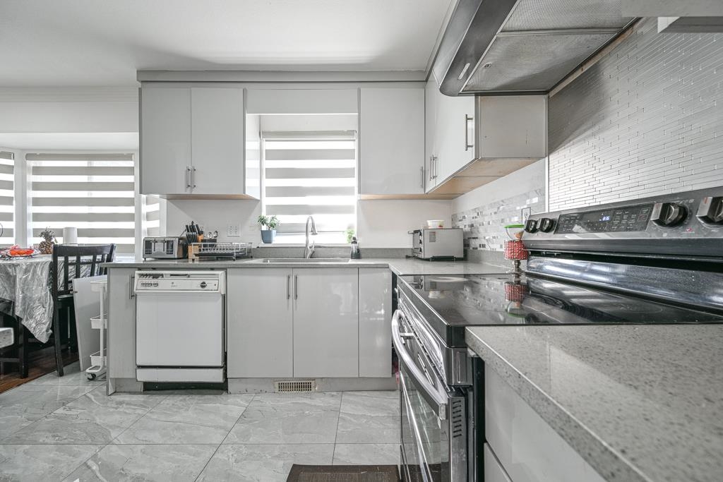 Bedroom 3 Photo of 3327 Wagner Drive, Abbotsford, BC