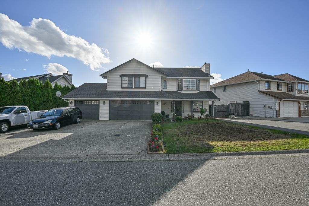 Fitness Center Photo Near 3327 Wagner Drive, Abbotsford, BC