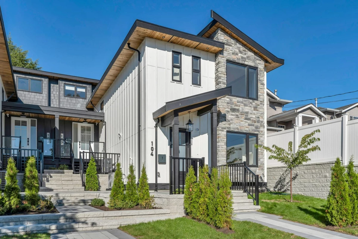 Kitchen Photo of 103 743 Gauthier Avenue, Coquitlam, BC