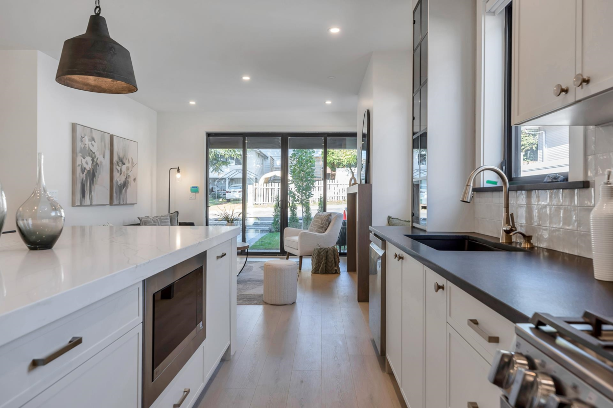 Primary Bedroom Photo of 103 743 Gauthier Avenue, Coquitlam, BC