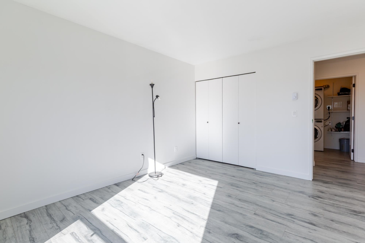 Outdoor Deck Photo of 309 13771 72a Avenue, Surrey, BC