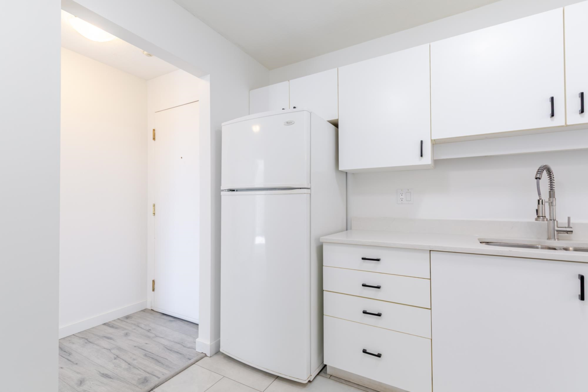 Primary Bedroom Photo of 309 13771 72a Avenue, Surrey, BC