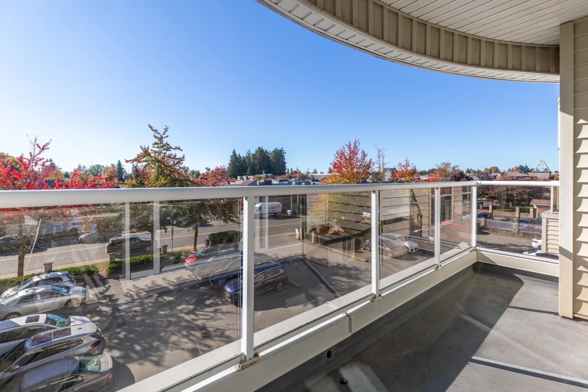 Staircase Photo of 309 13771 72a Avenue, Surrey, BC