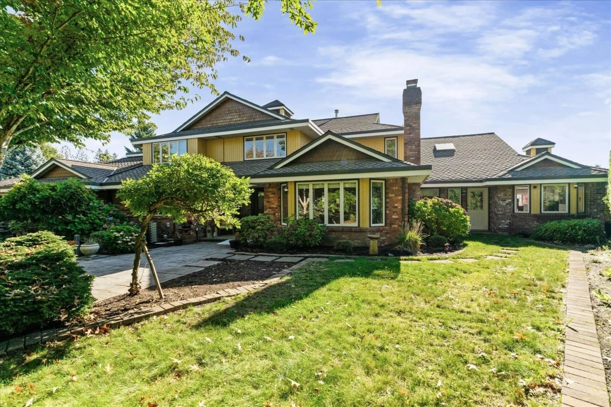 Backyard Photo of 47220 Swallow Place, Chilliwack, BC