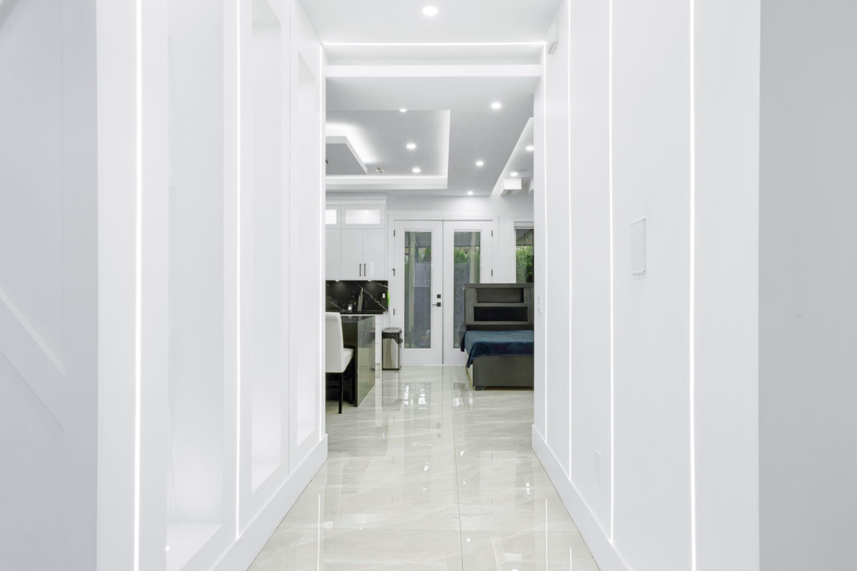 Hot Tub / Spa Photo of 10861 142a Street, Surrey, BC