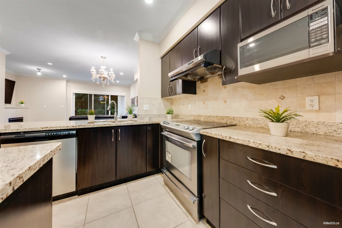 Bedroom 3 Photo of 31 7051 Ash Street, Richmond, BC