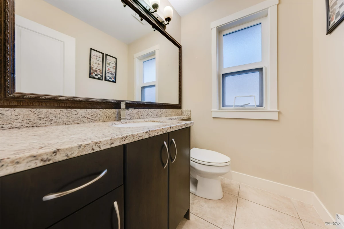 Laundry Room Photo of 31 7051 Ash Street, Richmond, BC