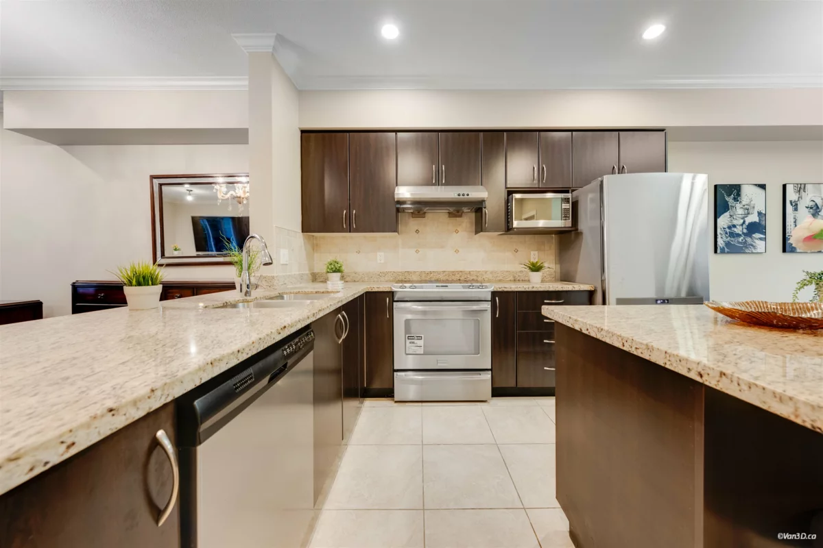 Primary Bathroom Photo of 31 7051 Ash Street, Richmond, BC