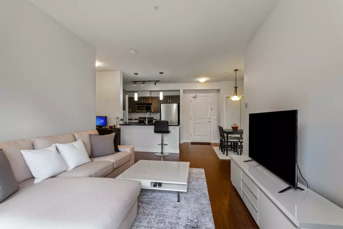 Family Room Photo of 210 20219 54a Avenue, Langley, BC