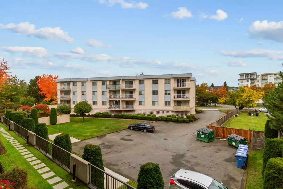 Office / Den Photo of 210 20219 54a Avenue, Langley, BC