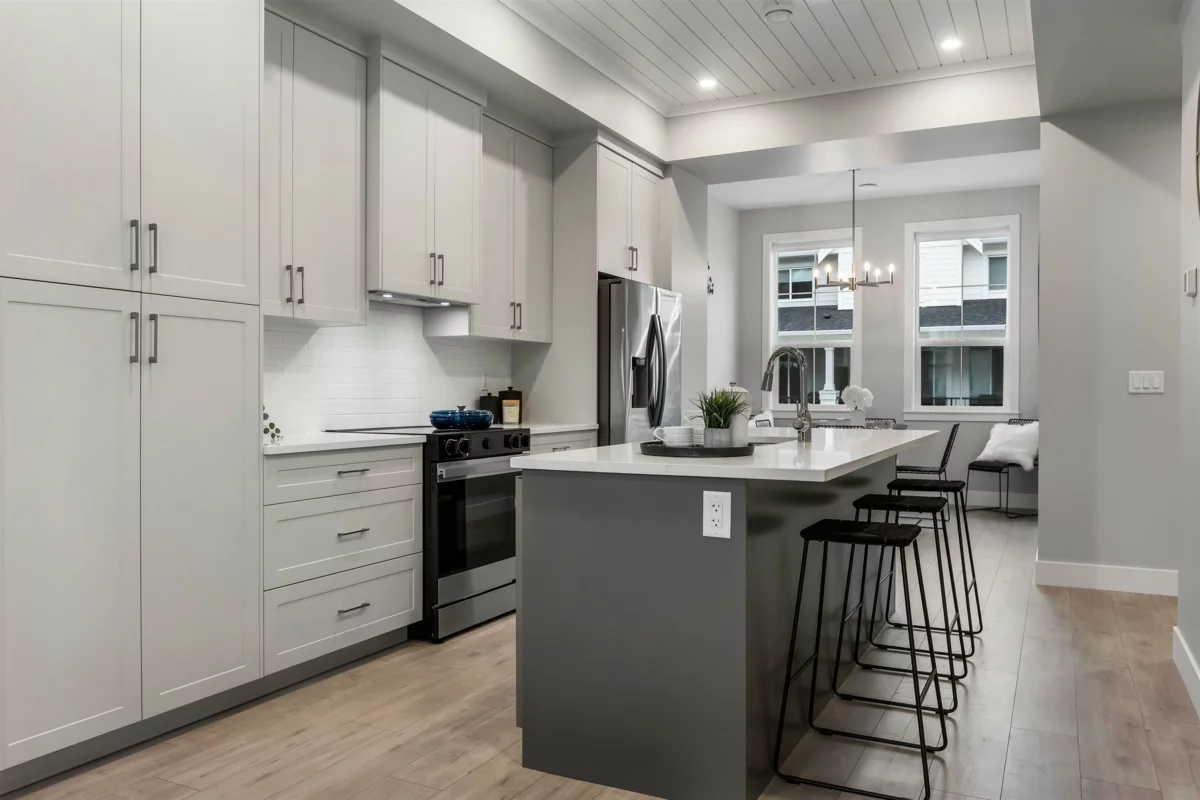 Primary Bathroom Photo of 15 7243 Willowstream Road, Chilliwack, BC