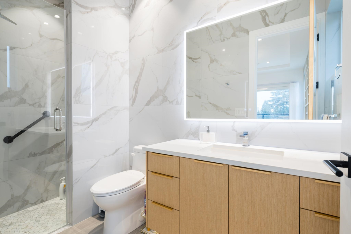 Basement Recreation Room Photo of 5385 Shelby Court, Burnaby, BC