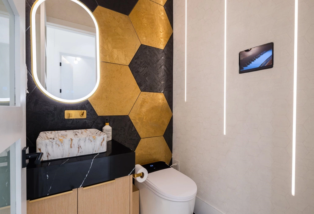 Laundry Room Photo of 5385 Shelby Court, Burnaby, BC