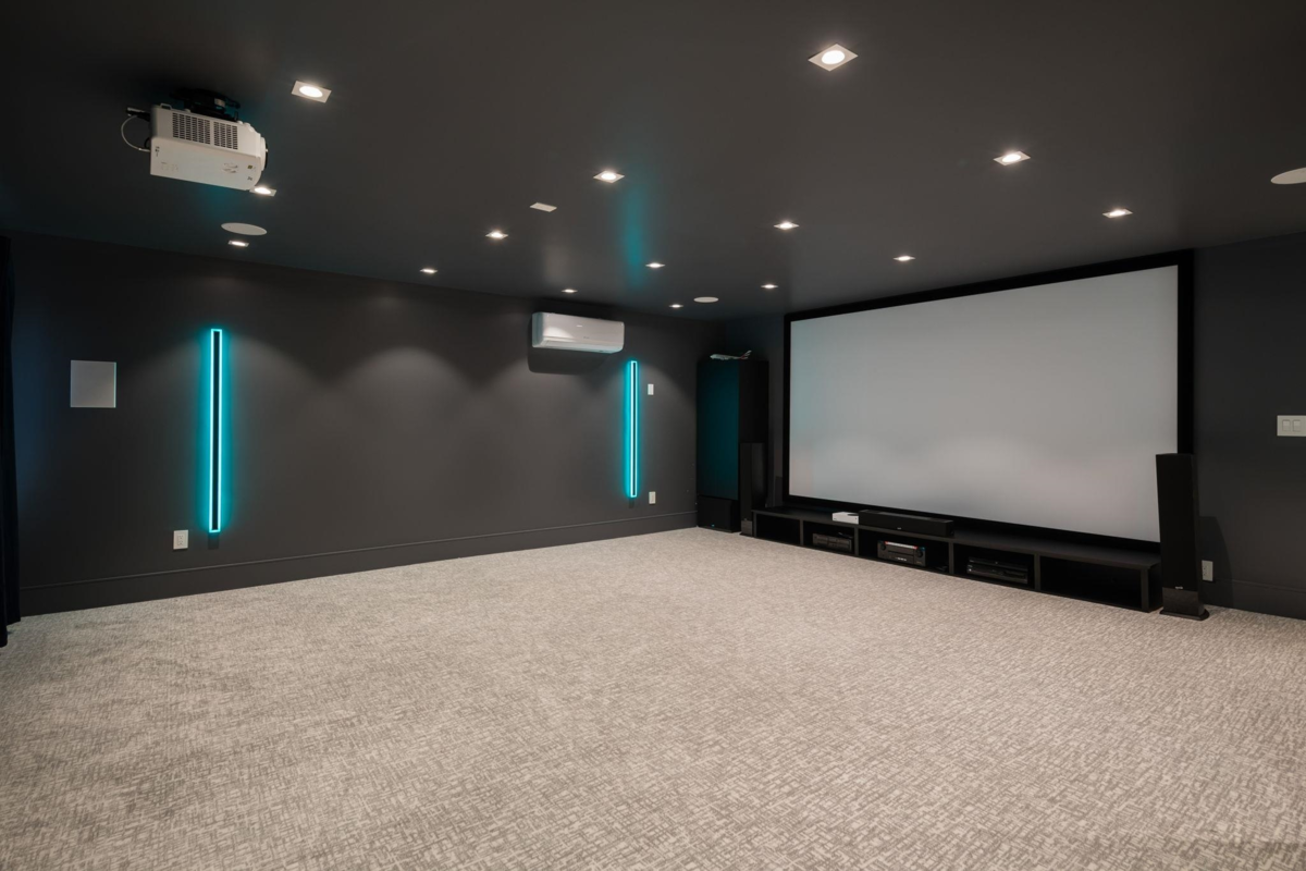 Mudroom Photo of 5385 Shelby Court, Burnaby, BC