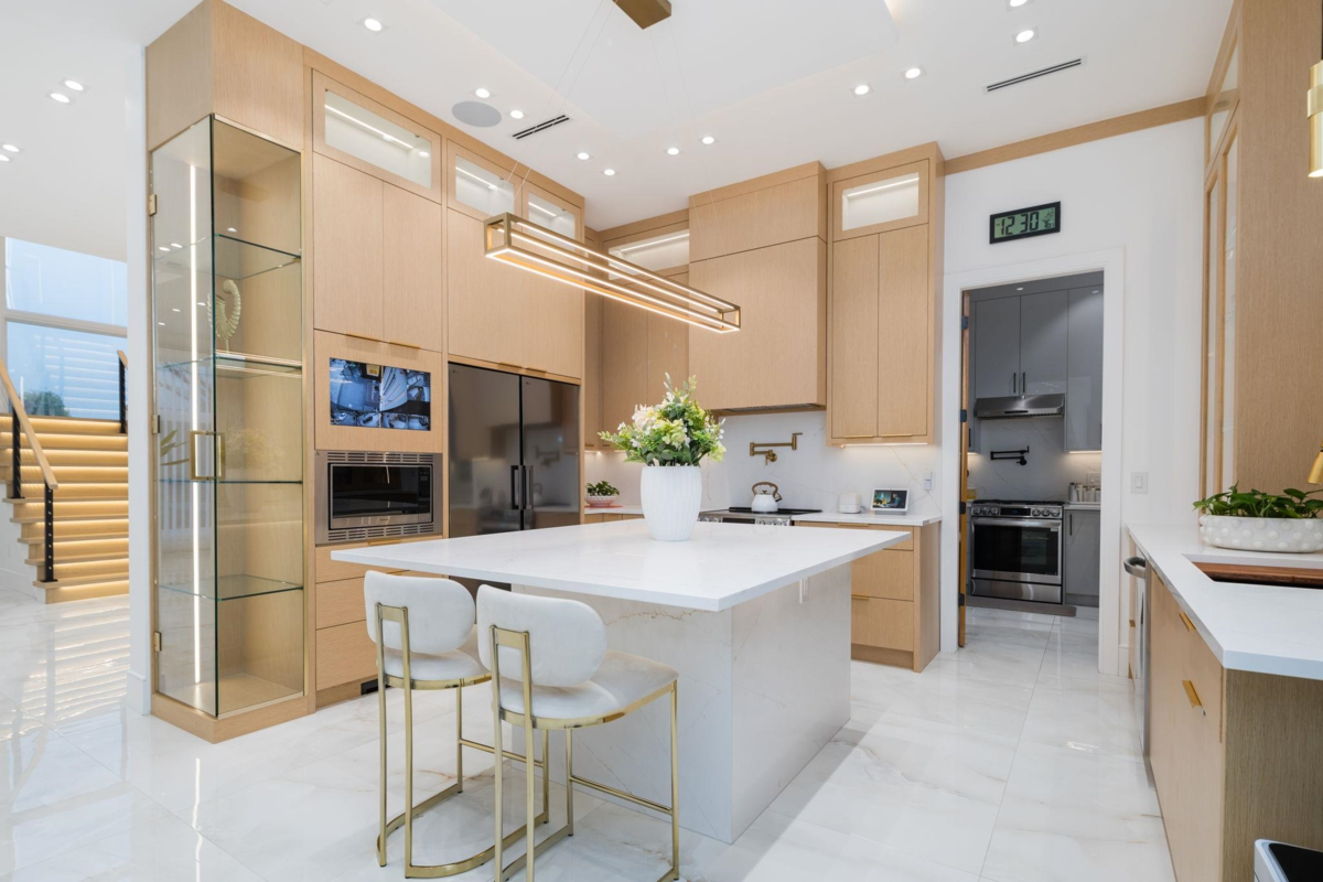 Walk-In Closet Photo of 5385 Shelby Court, Burnaby, BC