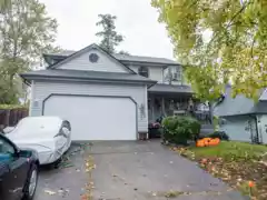 18961 60b Avenue, Surrey, BC