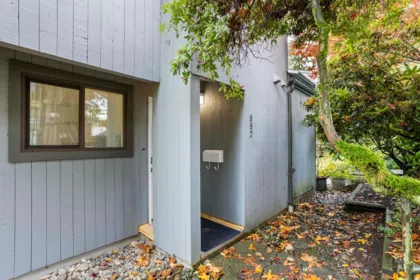 882 Cunningham Lane, Port Moody, BC, Port Moody — Townhouse for sale