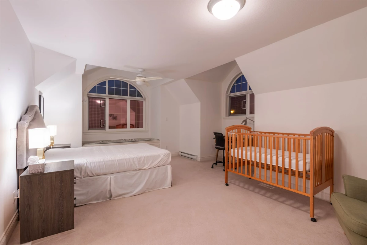 Bedroom 3 Photo of 2122 138 Street, Surrey, BC