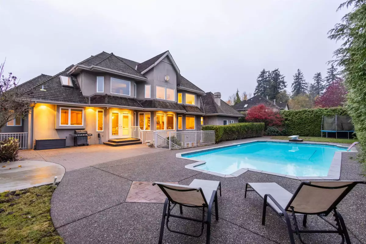 Exterior Front Photo of 2122 138 Street, Surrey, BC