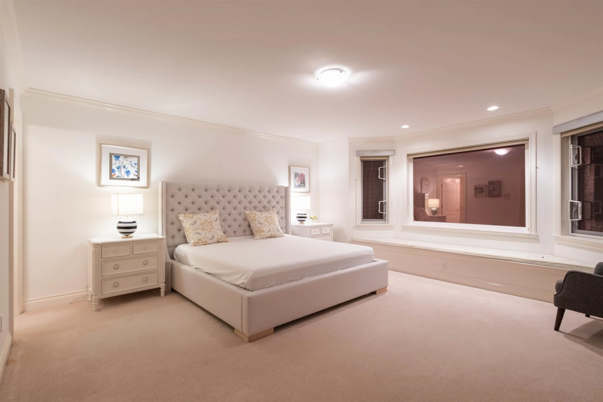 Guest Bathroom Photo of 2122 138 Street, Surrey, BC