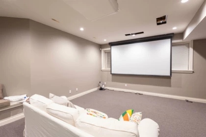 Basement Recreation Room Photo of 2122 138 Street, Surrey, BC