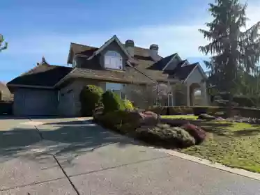 2122 138 Street, Surrey, BC, Elgin Chantrell — 5 bed single family residence for sale