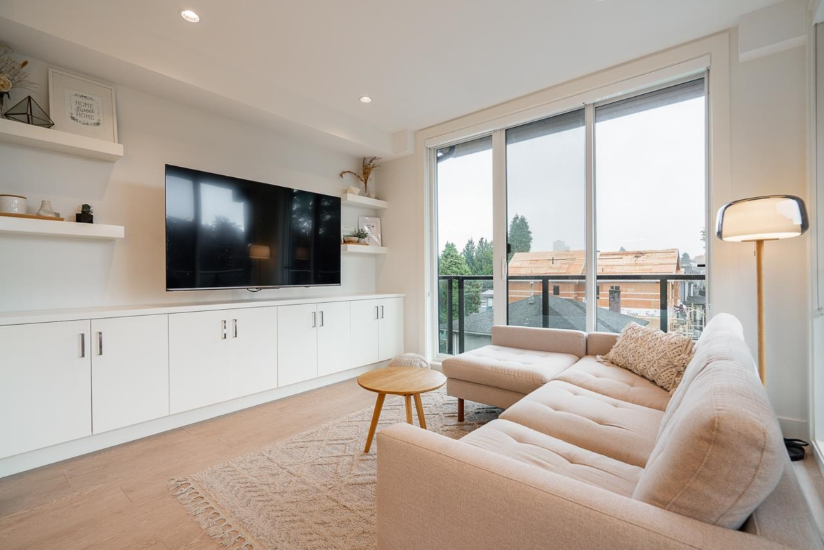 Family Room Photo of 4756 Duchess Street, Vancouver, BC