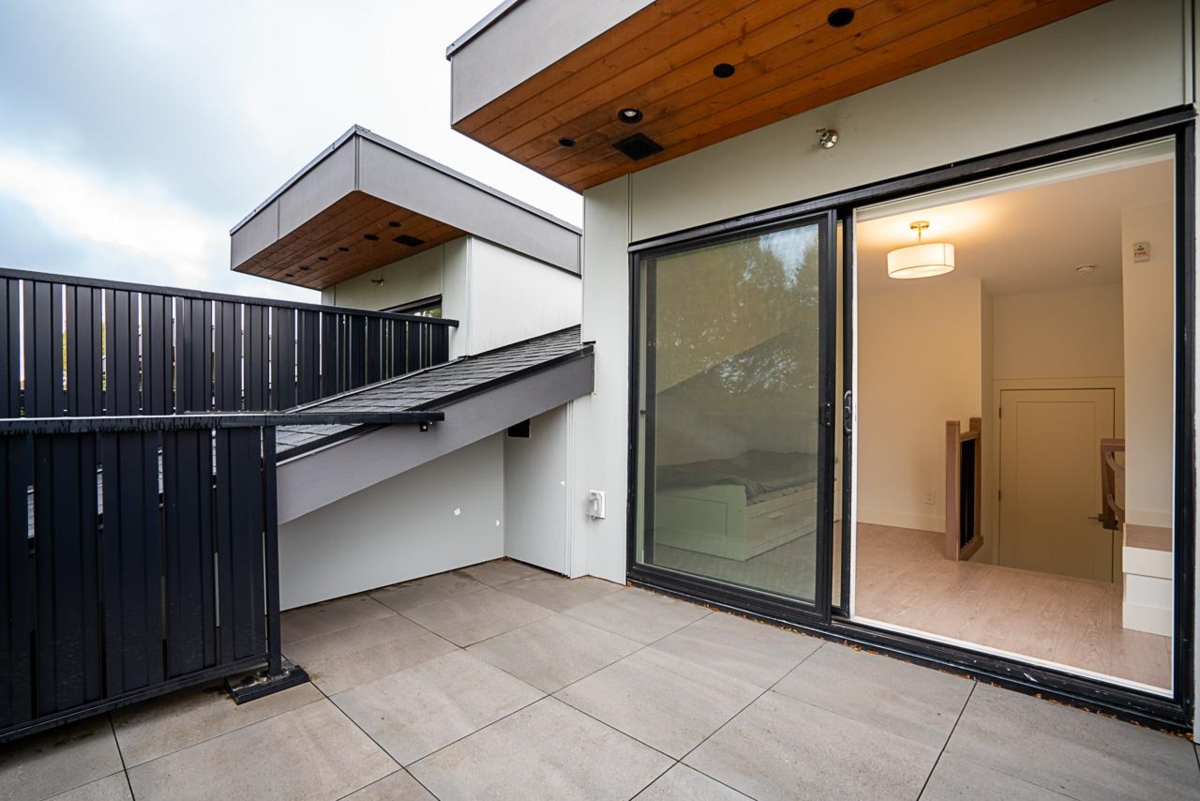 Mudroom Photo of 4756 Duchess Street, Vancouver, BC