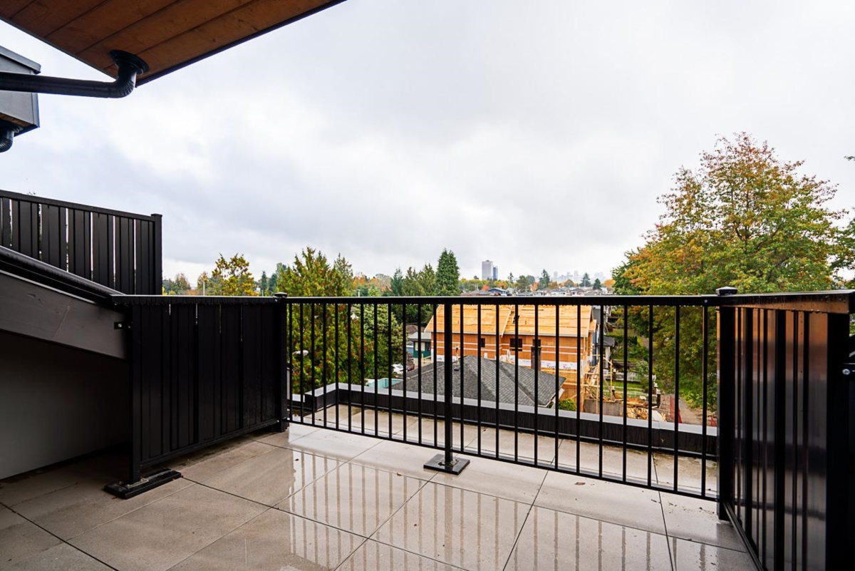 Powder Room Photo of 4756 Duchess Street, Vancouver, BC