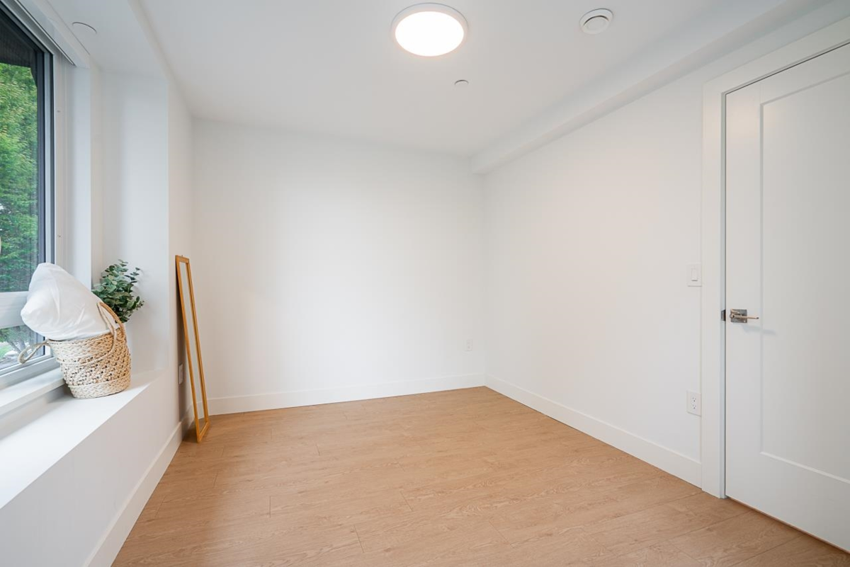 Primary Bathroom Photo of 4756 Duchess Street, Vancouver, BC