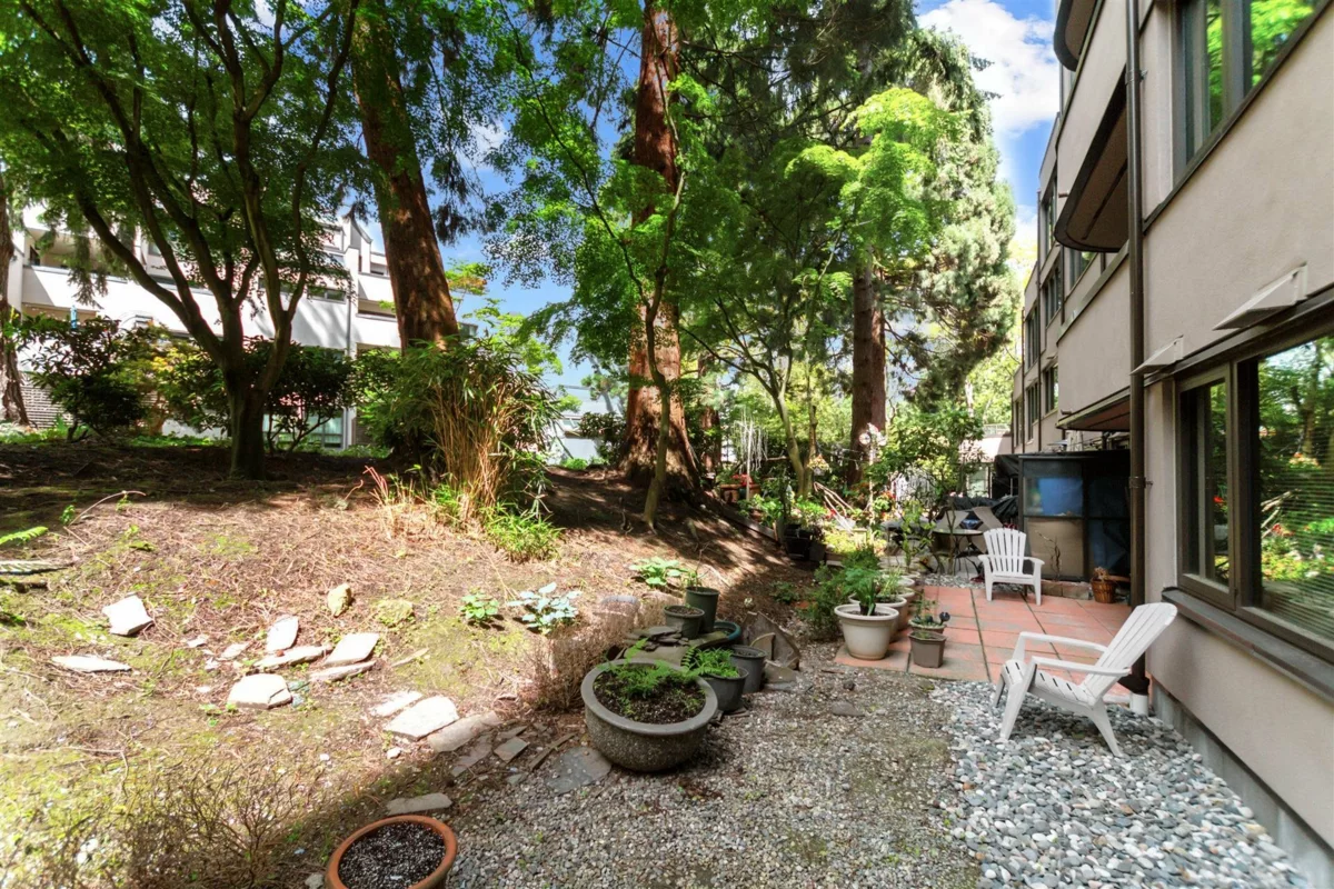 Kitchen Photo of 10 1425 Lamey's Mill Road, Vancouver, BC