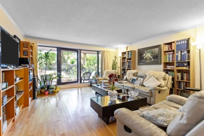 10 1425 Lamey's Mill Road, Vancouver, BC, False Creek — 2 bed apartment/condo for sale