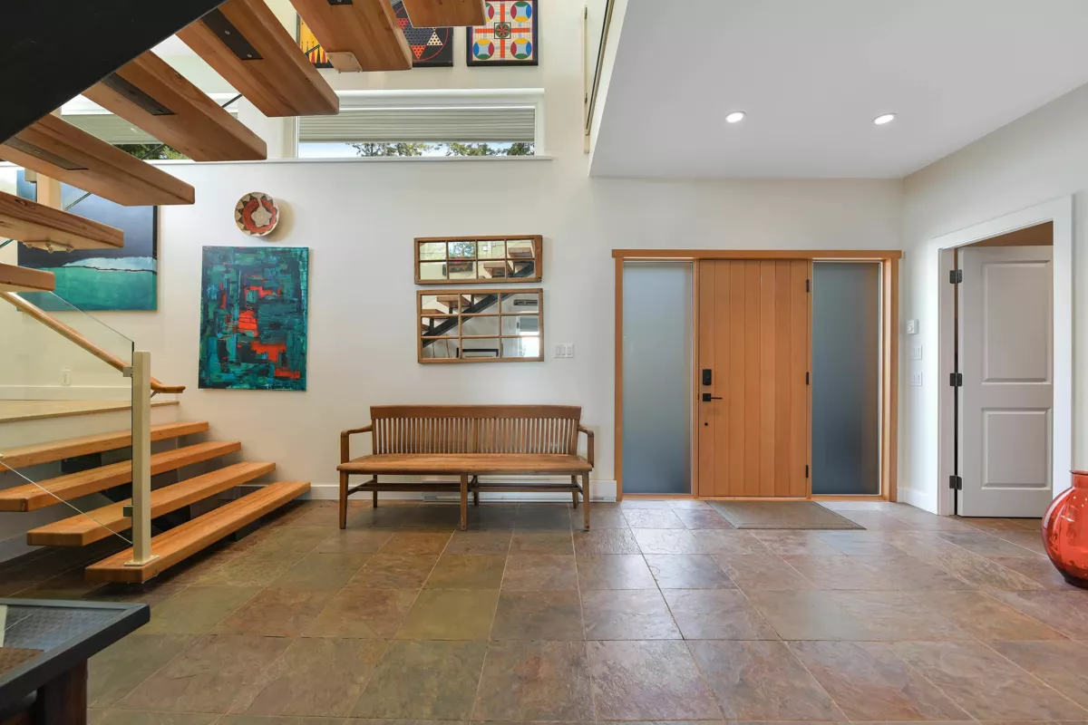 Guest Bathroom Photo of 356 East West Road, Mayne Island, BC