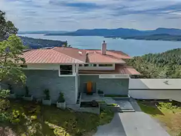 356 East West Road, Mayne Island, BC, Mayne Island — Single Family Residence for sale