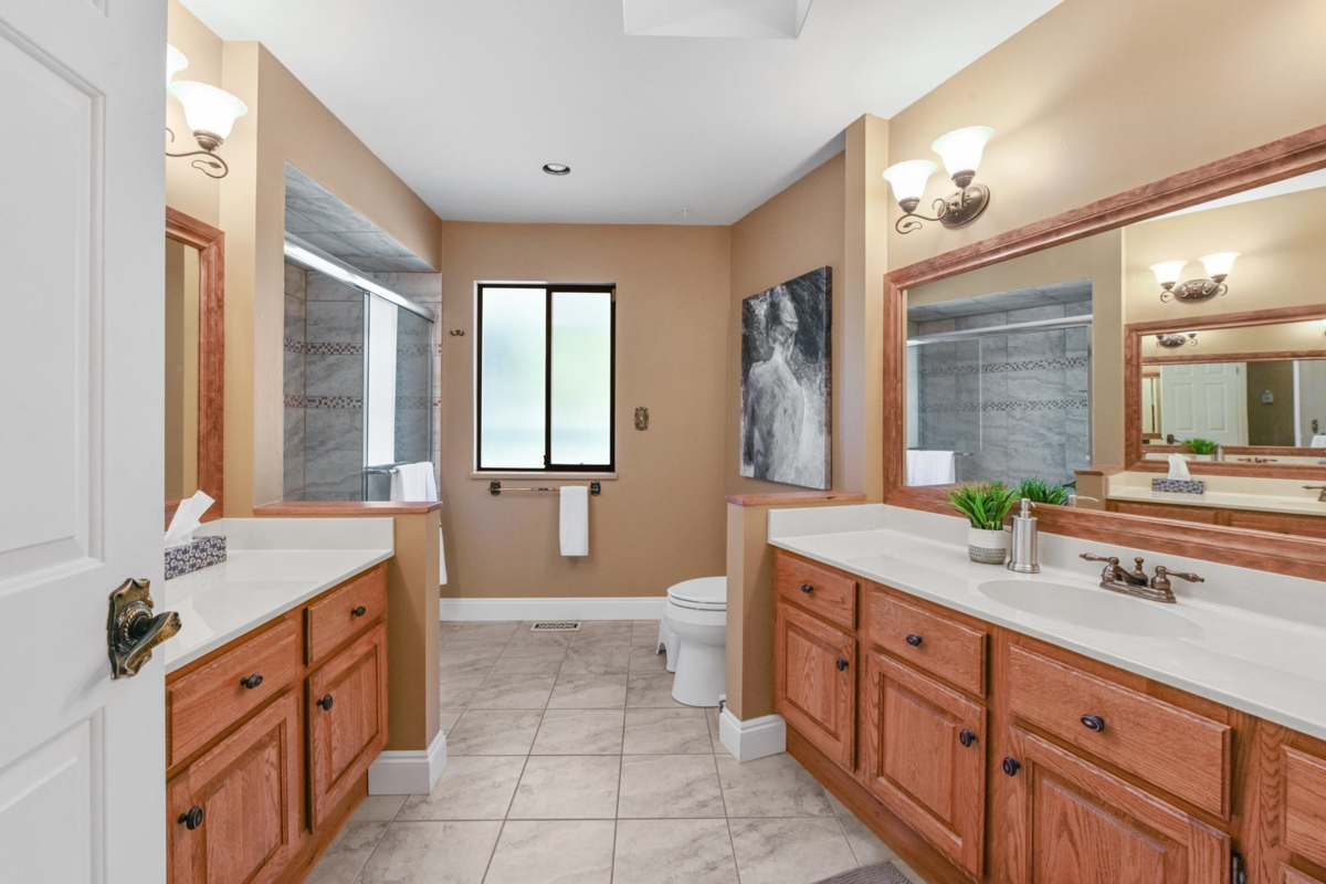 Basement Recreation Room Photo of 21480 18 Avenue, Langley, BC