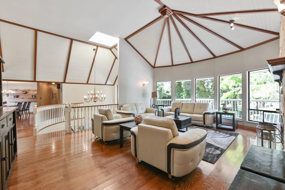 Breakfast Nook Photo of 21480 18 Avenue, Langley, BC
