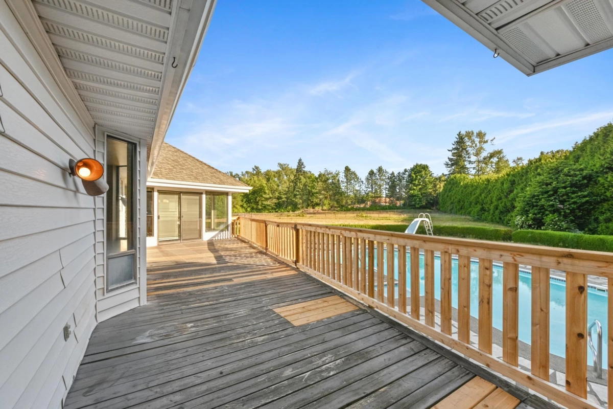 Hot Tub / Spa Photo of 21480 18 Avenue, Langley, BC