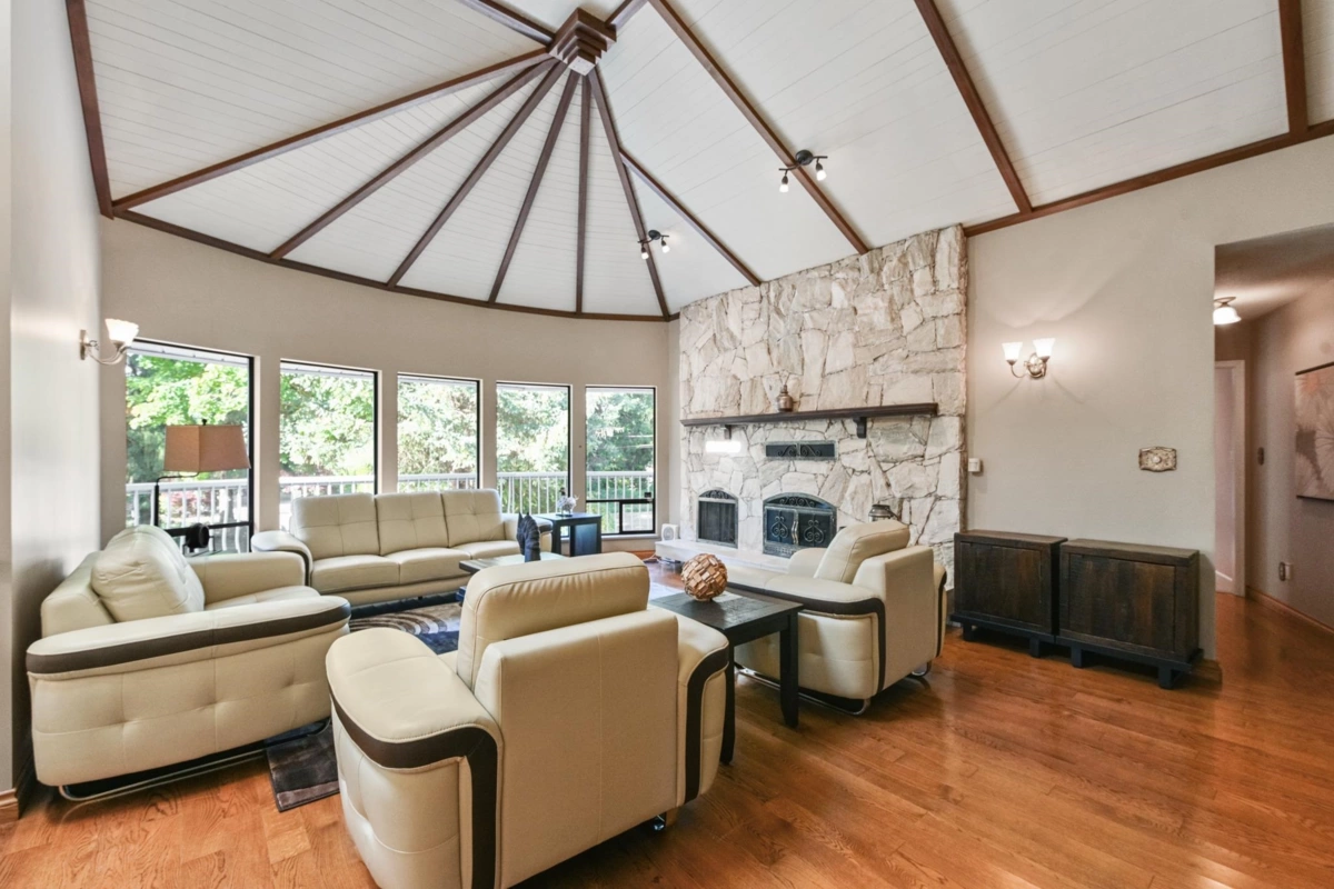 Kitchen Island Photo of 21480 18 Avenue, Langley, BC