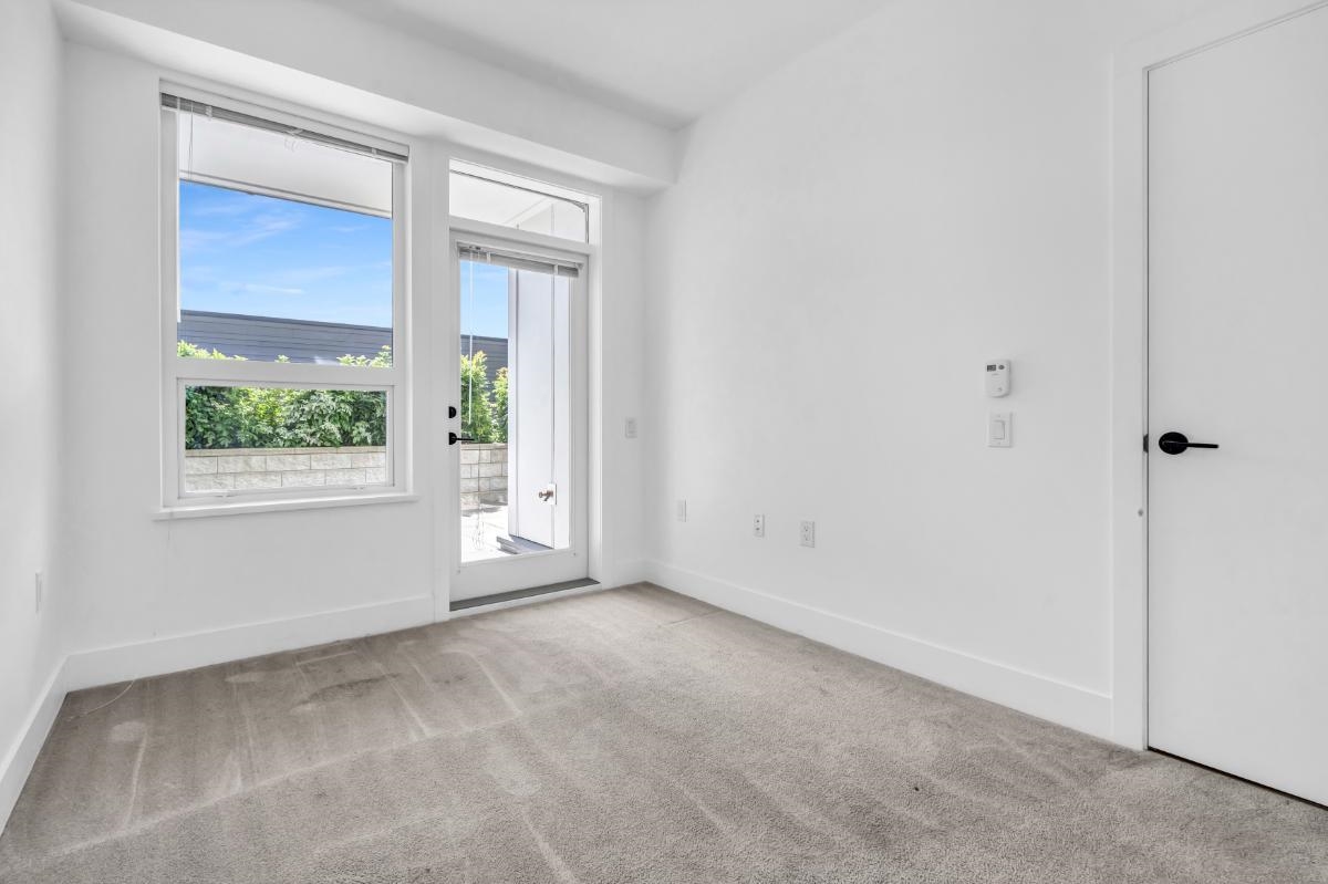 Guest Bathroom Photo of 111 9228 Slopes Mews, Burnaby, BC