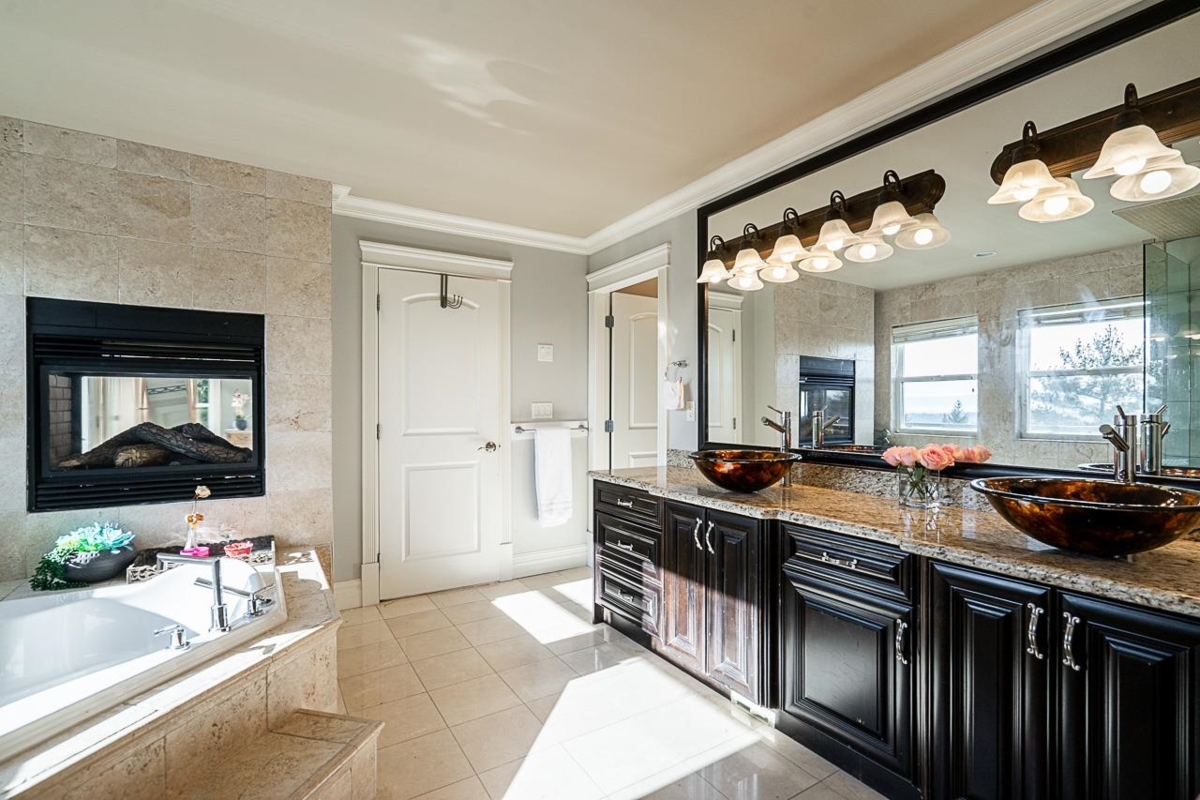 Outdoor Patio Photo of 2982 Sunridge Court, Coquitlam, BC